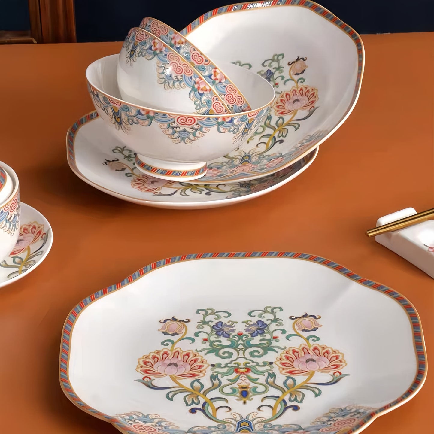 YUNGPING Brocade Floral Cluster Fine Bone China Dinnerware Set, Close-up detail